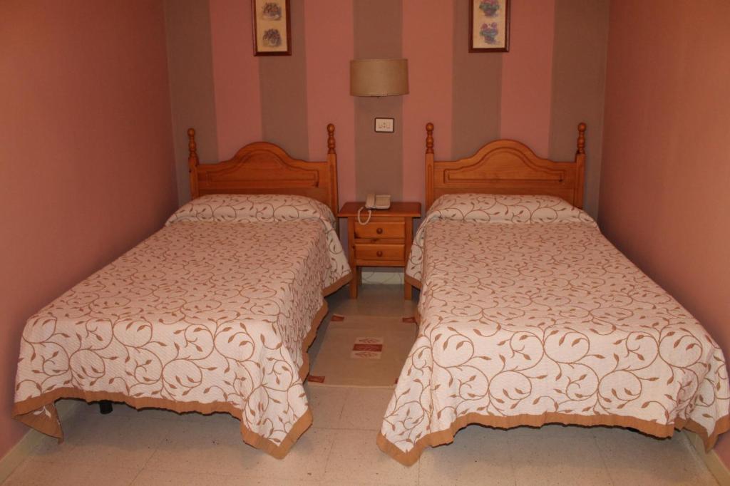 Hotel Valle Del Jerte Los Arenales ห้อง รูปภาพ